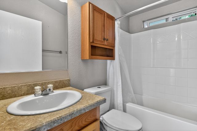 16755 Thompson Lane, Redding, CA 96001