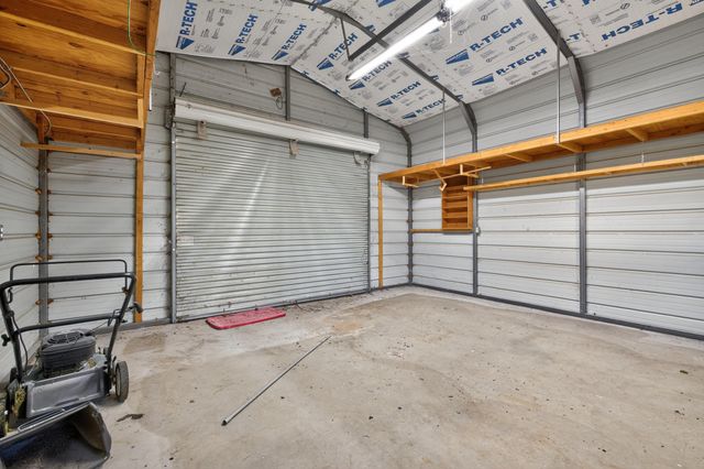 16755 Thompson Lane, Redding, CA 96001