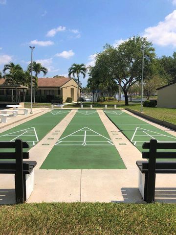 519 Shady Pine Way A2, Greenacres, FL 33415