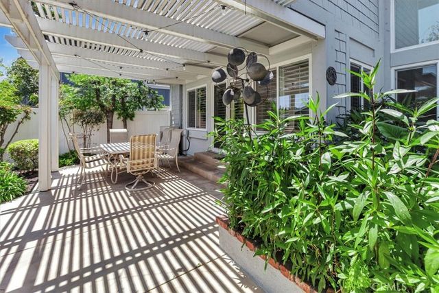 1104 Dennis Drive, Costa Mesa, CA 92626