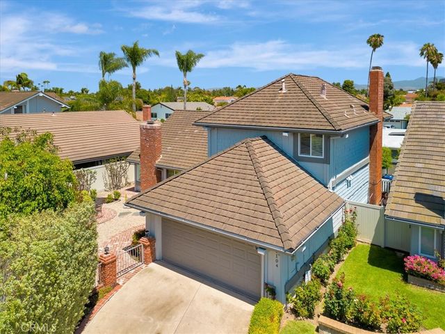 1104 Dennis Drive, Costa Mesa, CA 92626