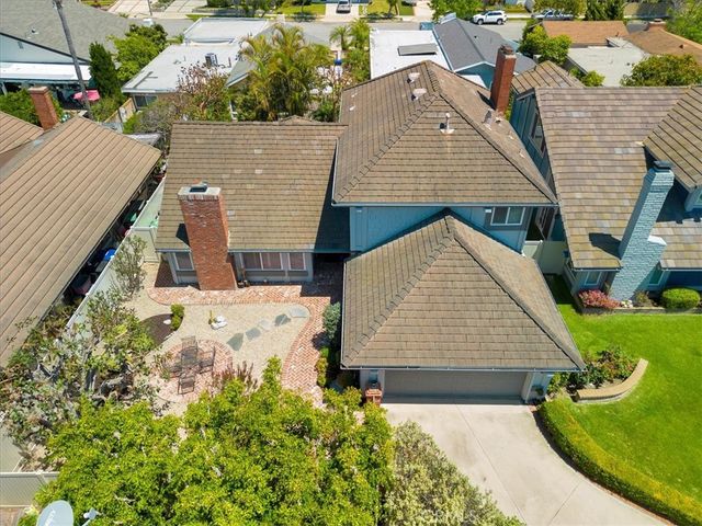 1104 Dennis Drive, Costa Mesa, CA 92626