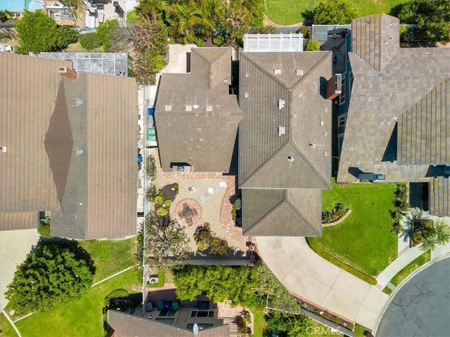 1104 Dennis Drive, Costa Mesa, CA 92626