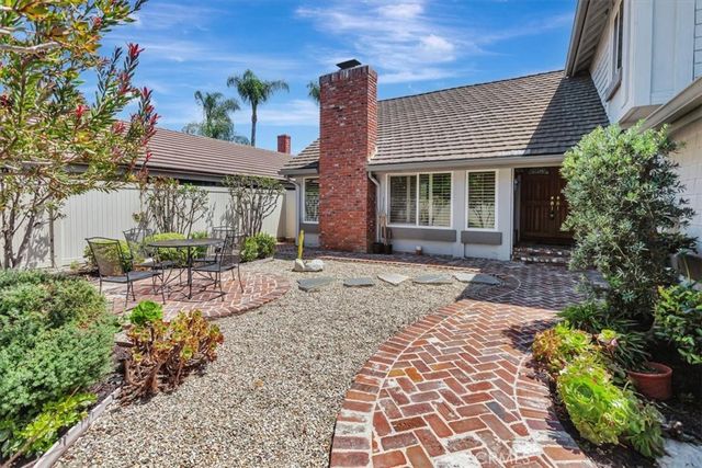 1104 Dennis Drive, Costa Mesa, CA 92626