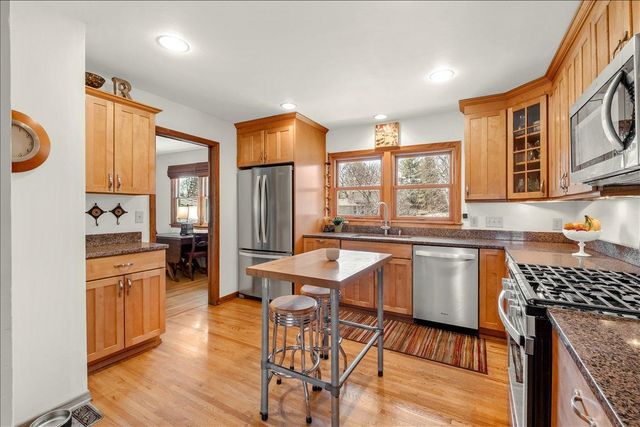 36 Western Terrace, Golden Valley, MN 55426