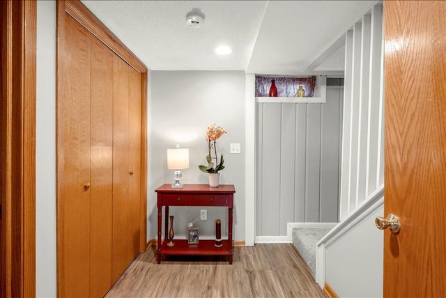 36 Western Terrace, Golden Valley, MN 55426