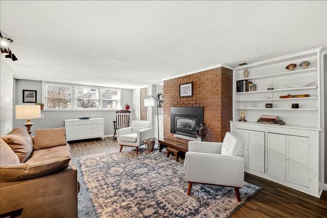 36 Western Terrace, Golden Valley, MN 55426