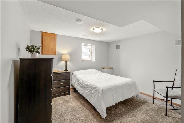 36 Western Terrace, Golden Valley, MN 55426