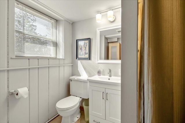 36 Western Terrace, Golden Valley, MN 55426