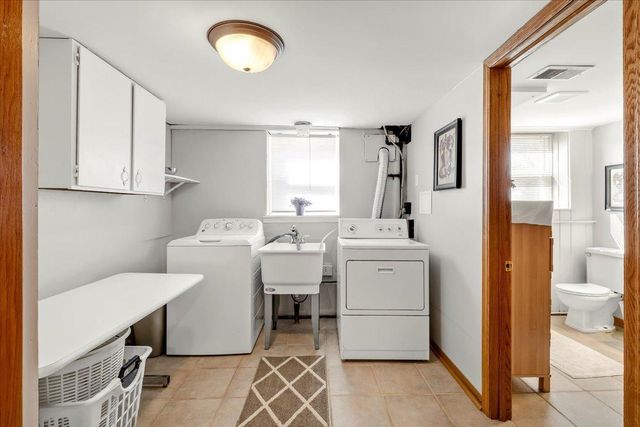 36 Western Terrace, Golden Valley, MN 55426