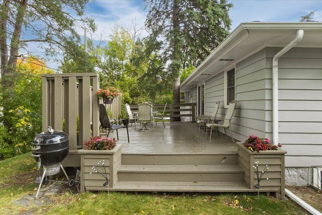 36 Western Terrace, Golden Valley, MN 55426