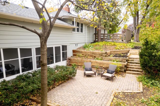 36 Western Terrace, Golden Valley, MN 55426