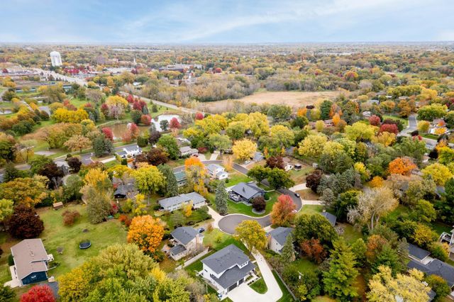 36 Western Terrace, Golden Valley, MN 55426