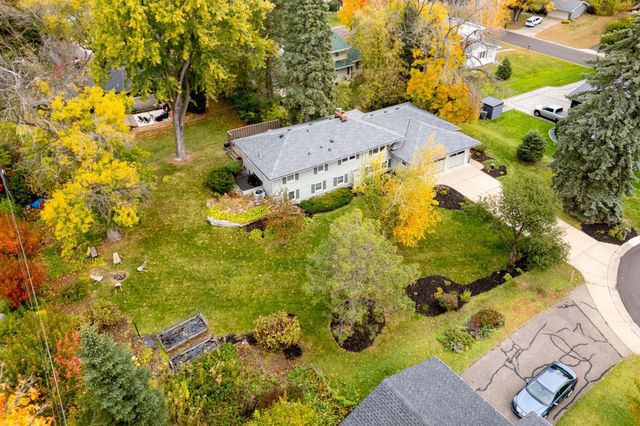 36 Western Terrace, Golden Valley, MN 55426