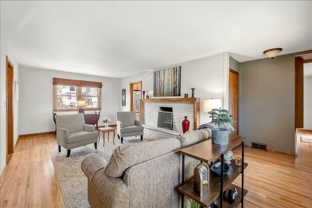 36 Western Terrace, Golden Valley, MN 55426