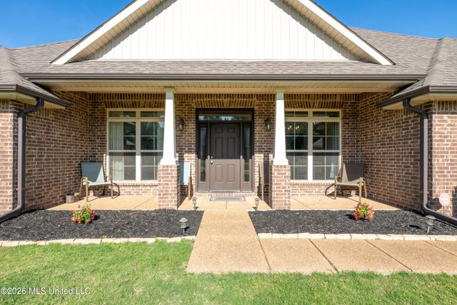 2126 Great Barrington Place, Nesbit, MS 38651