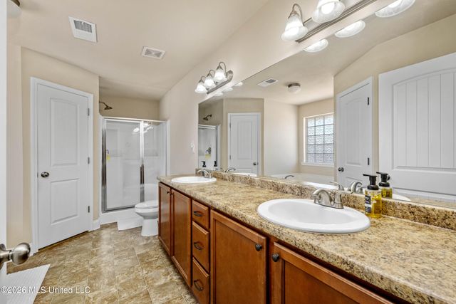 2126 Great Barrington Place, Nesbit, MS 38651