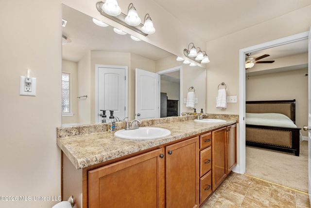 2126 Great Barrington Place, Nesbit, MS 38651