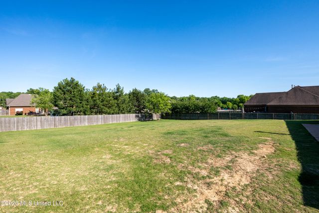 2126 Great Barrington Place, Nesbit, MS 38651