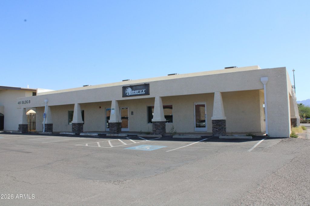 461 W Apache Trail, Apache Junction, AZ 85120 — photo 2
