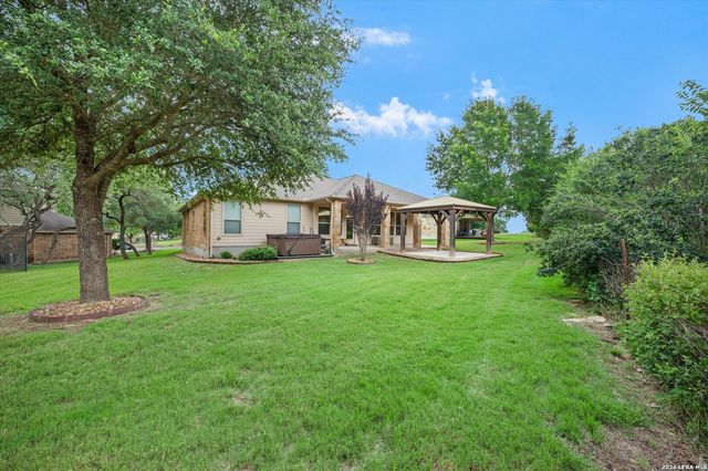 1036 San Pedro, New Braunfels, TX 78132