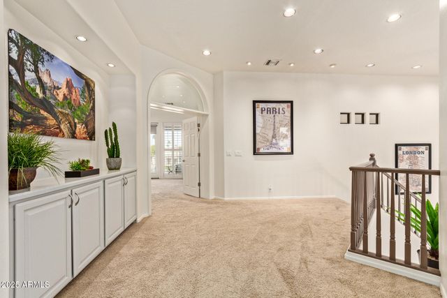 2012 E FREEPORT Lane, Gilbert, AZ 85234