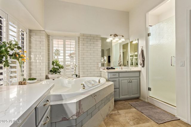 2012 E FREEPORT Lane, Gilbert, AZ 85234