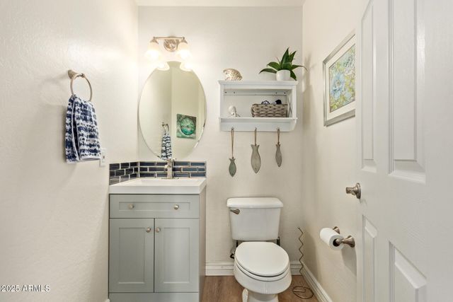 2012 E FREEPORT Lane, Gilbert, AZ 85234