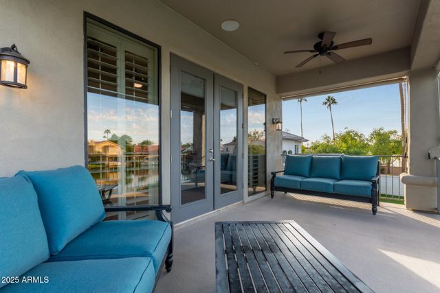 2012 E FREEPORT Lane, Gilbert, AZ 85234