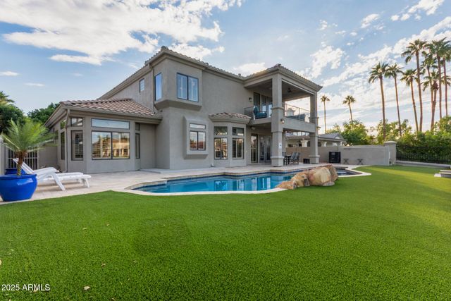 2012 E FREEPORT Lane, Gilbert, AZ 85234