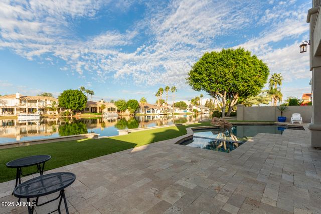 2012 E FREEPORT Lane, Gilbert, AZ 85234