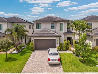 6091 Yerba Buena Ct, Lake Worth, FL 33467