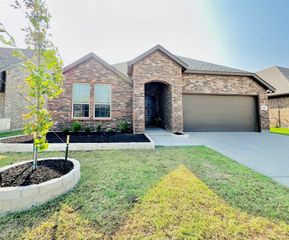 526 Pleasant Hill Lane, Fate, TX 75189