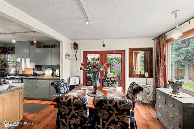 243 W 11th Avenue, Anchorage, AK 99501