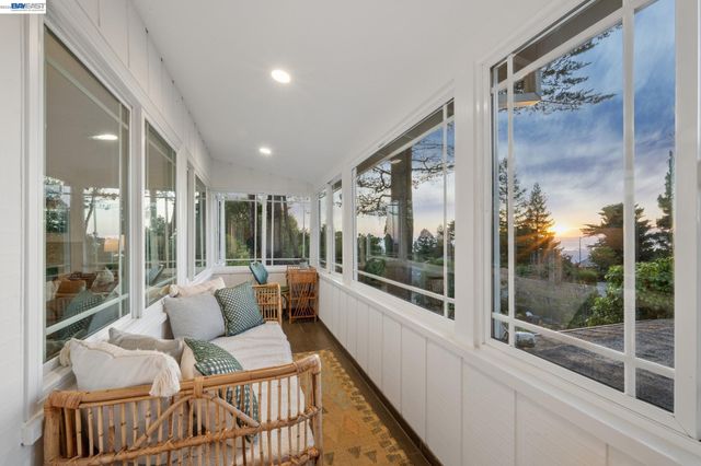6427 ASCOT DR, Oakland, CA 94611