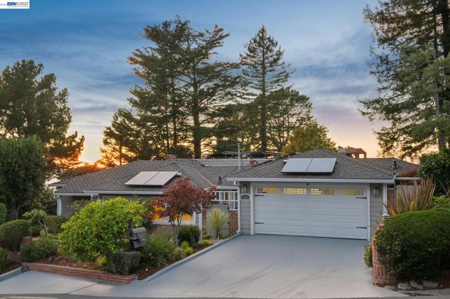 6427 ASCOT DR, Oakland, CA 94611