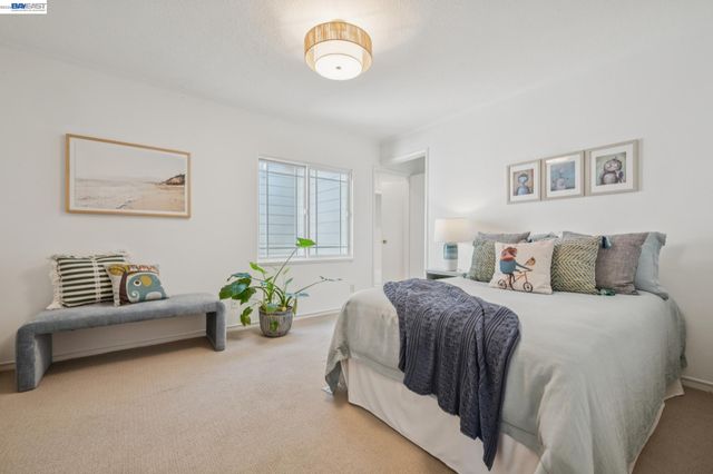 6427 ASCOT DR, Oakland, CA 94611