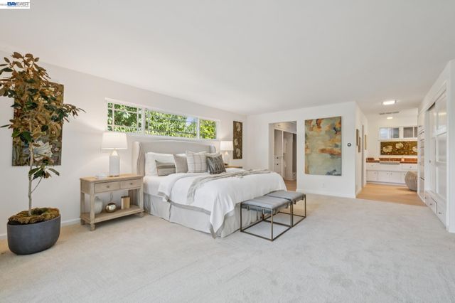 6427 ASCOT DR, Oakland, CA 94611