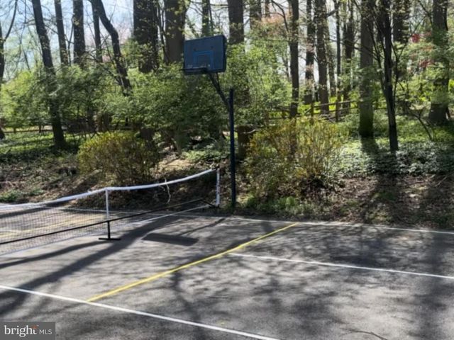 575 WOODHAVEN RD, West Chester, PA 19382