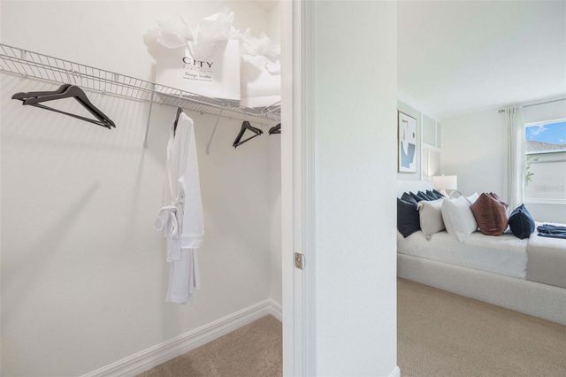 3952 KENNEBUNK LOOP, Mount Dora, FL 32757