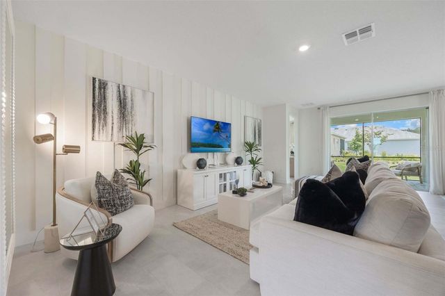 3952 KENNEBUNK LOOP, Mount Dora, FL 32757