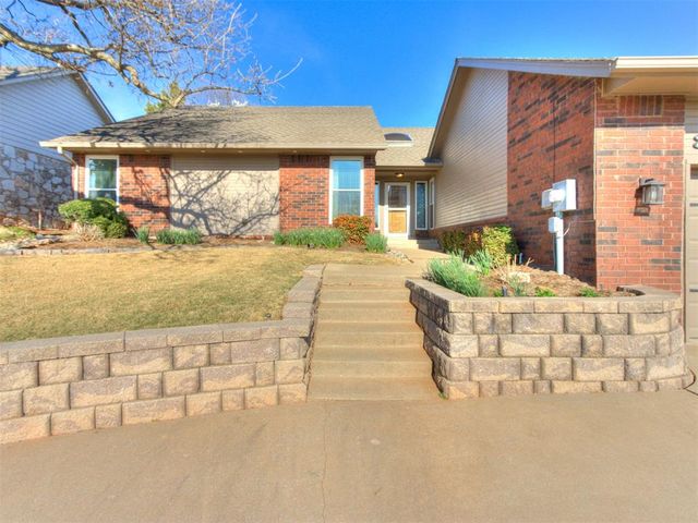 808 Richmond Road, Edmond, OK 73034