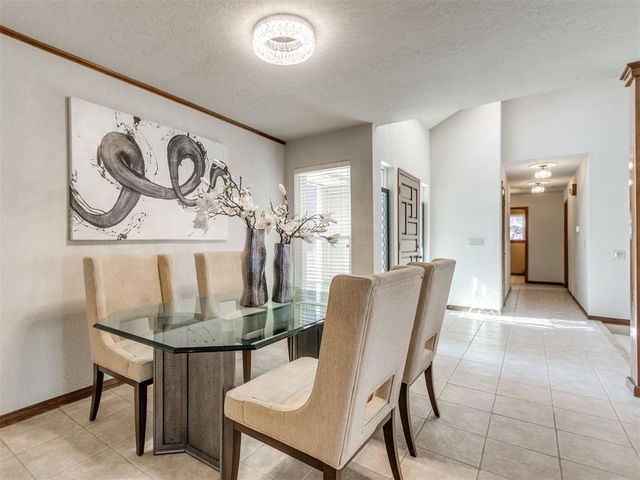 808 Richmond Road, Edmond, OK 73034