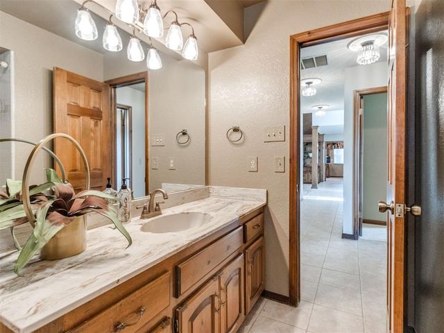 808 Richmond Road, Edmond, OK 73034