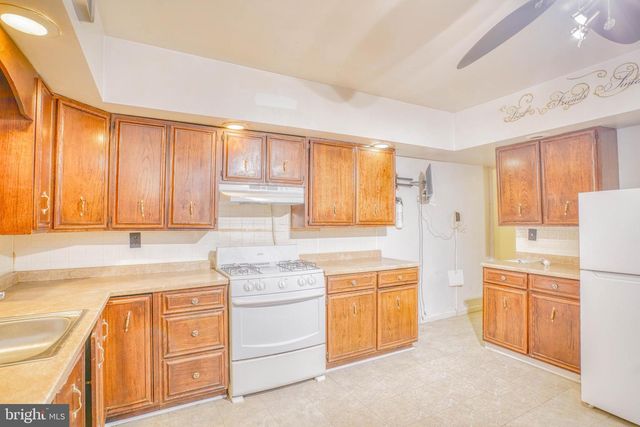 1516 W WESTMORELAND ST, Philadelphia, PA 19140