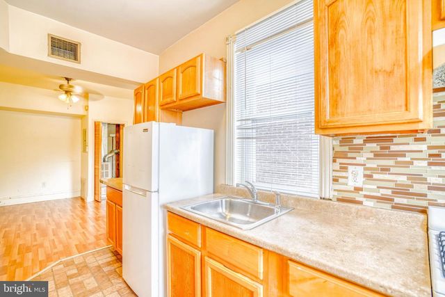 1516 W WESTMORELAND ST, Philadelphia, PA 19140