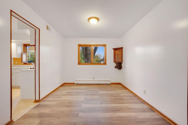 11036 27th Avenue S, Burnsville, MN 55337