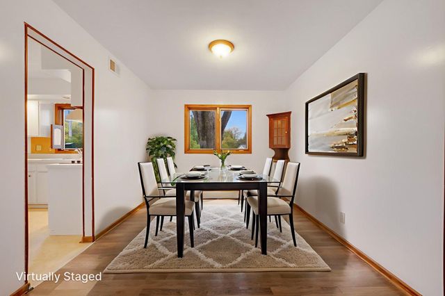 11036 27th Avenue S, Burnsville, MN 55337