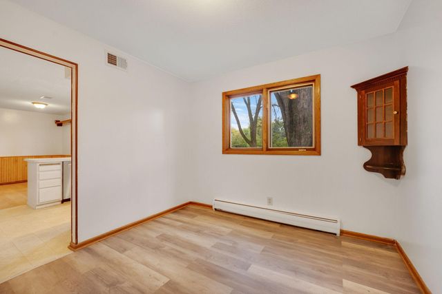 11036 27th Avenue S, Burnsville, MN 55337