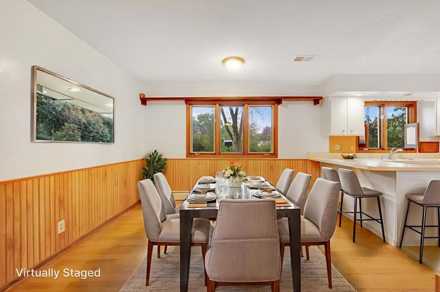 11036 27th Avenue S, Burnsville, MN 55337